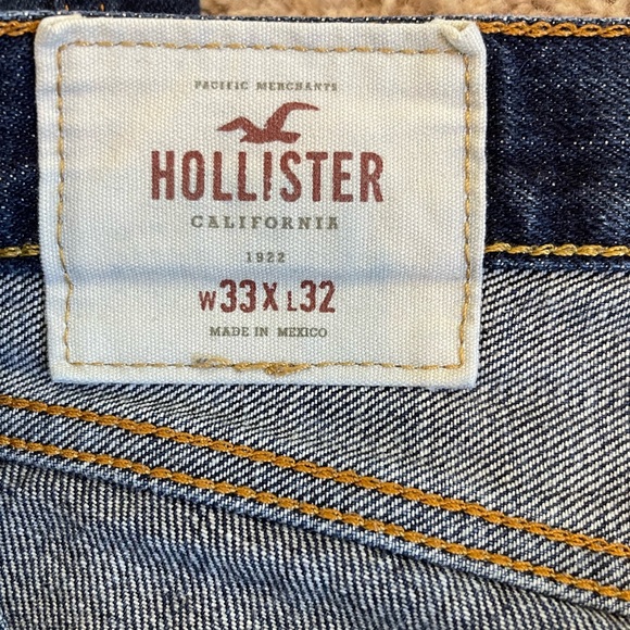 Men’s Classic Straight Hollister Jeans - Picture 5 of 5